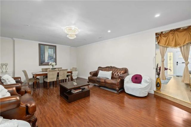 9224 N Gothic Avenue, North Hills, CA 91343