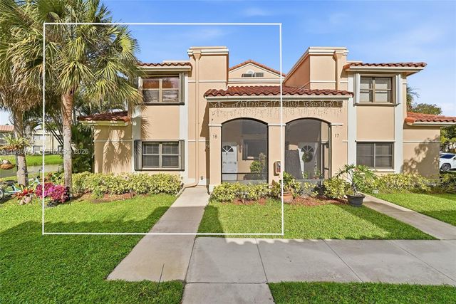 567 Racquet Club Road 18, Weston, FL 33326