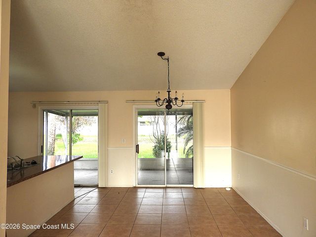 891 Parsons Circle SE, Palm Bay, FL 32909