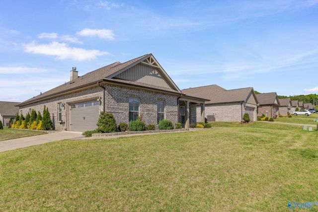 13803 Azalea Ridge Lane SW, Huntsville, AL 35803