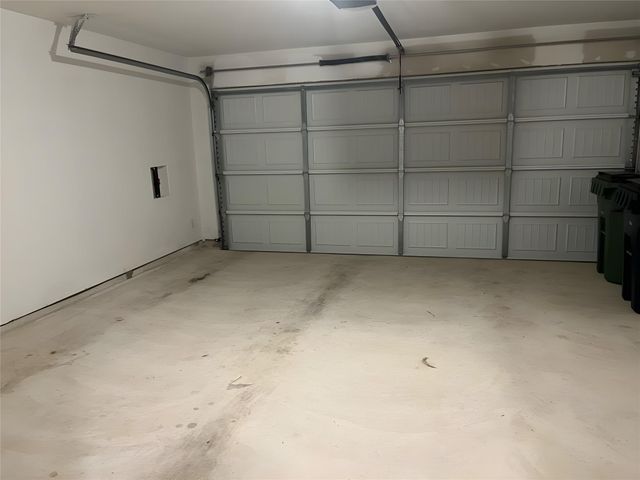 213 Wincanton LN, Jarrell, TX 76537
