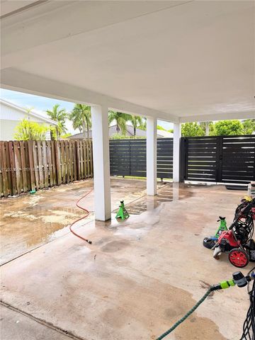 30651 SW 189th Ave, Homestead, FL 33030