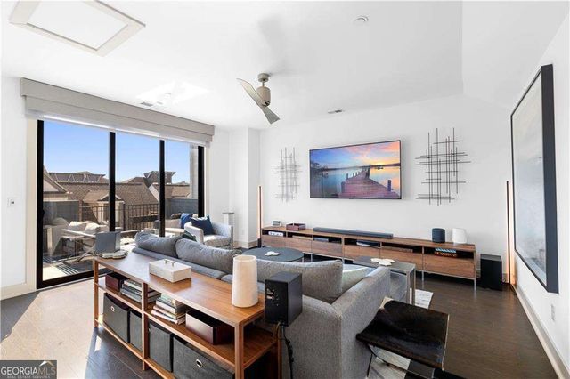 519 Broadview Lane NE, Atlanta, GA 30324