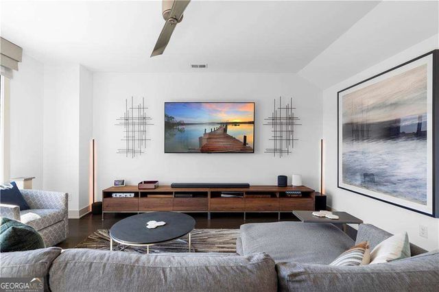 519 Broadview Lane NE, Atlanta, GA 30324