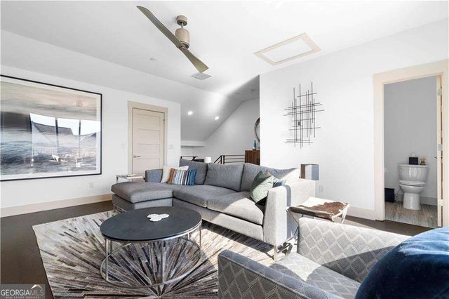 519 Broadview Lane NE, Atlanta, GA 30324