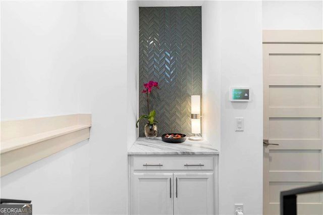 519 Broadview Lane NE, Atlanta, GA 30324