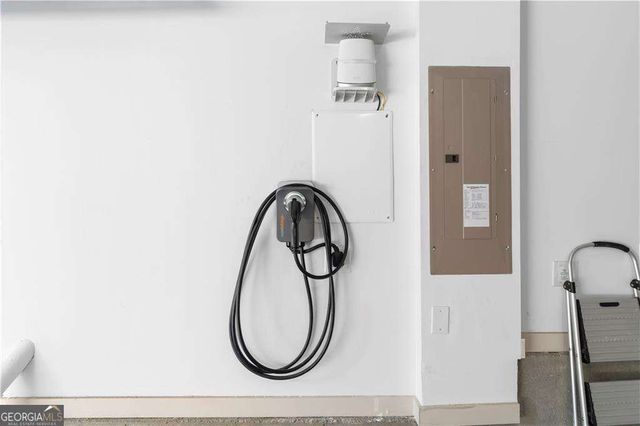 519 Broadview Lane NE, Atlanta, GA 30324