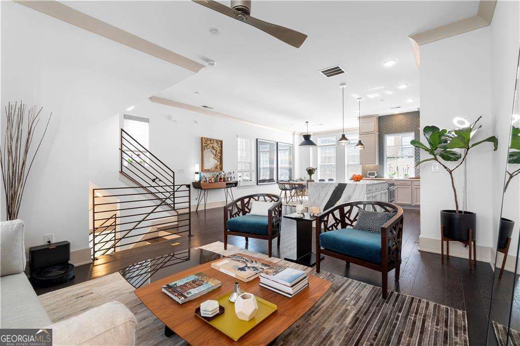 519 Broadview Lane NE, Atlanta, GA 30324