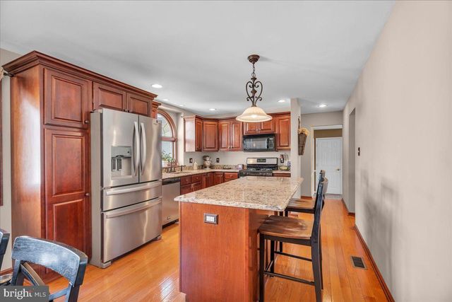 1 PURNEL AVE, Cinnaminson, NJ 08077