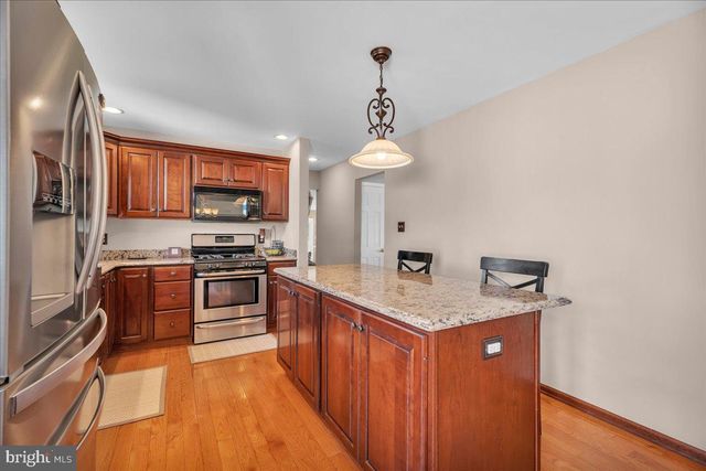 1 PURNEL AVE, Cinnaminson, NJ 08077