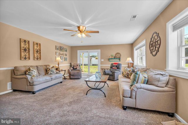 1 PURNEL AVE, Cinnaminson, NJ 08077