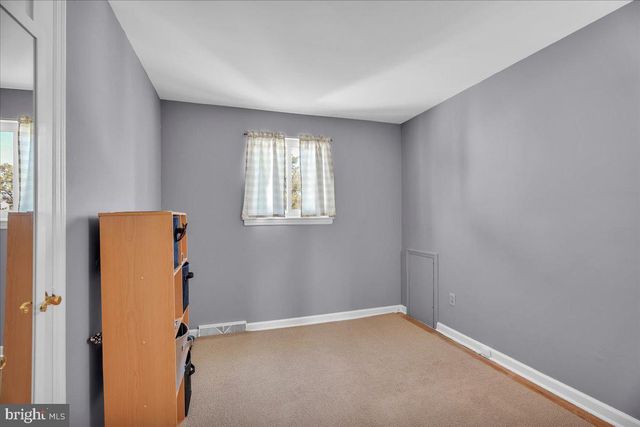 1 PURNEL AVE, Cinnaminson, NJ 08077