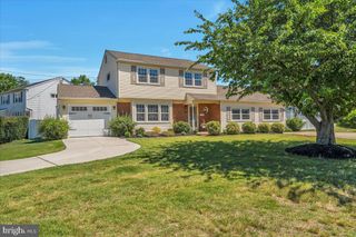 1 PURNEL AVE, Cinnaminson, NJ 08077
