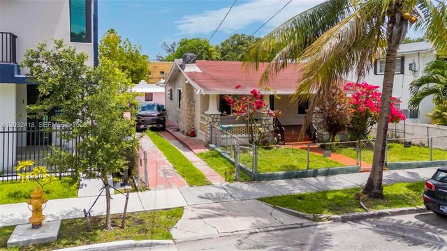 1243 SW 3rd St 1, Miami, FL 33135