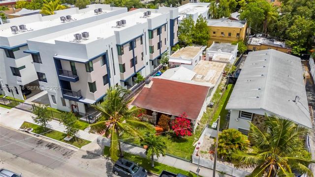 1243 SW 3rd St 1, Miami, FL 33135
