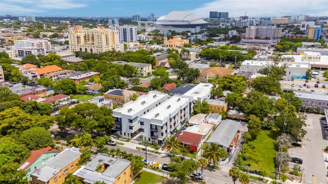 1243 SW 3rd St 1, Miami, FL 33135