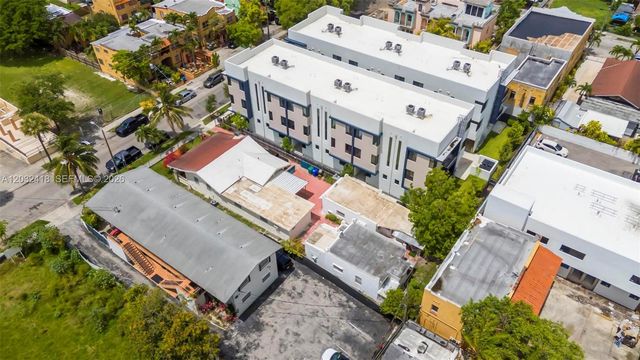 1243 SW 3rd St 1, Miami, FL 33135
