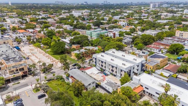 1243 SW 3rd St 1, Miami, FL 33135