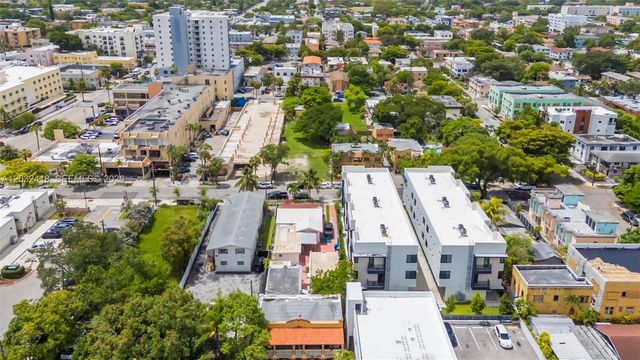 1243 SW 3rd St 1, Miami, FL 33135