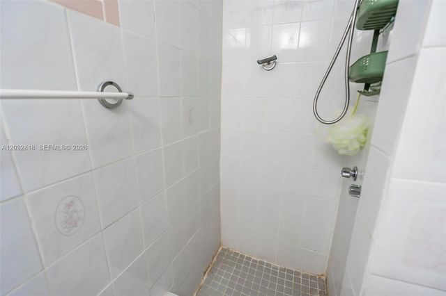 1243 SW 3rd St 1, Miami, FL 33135