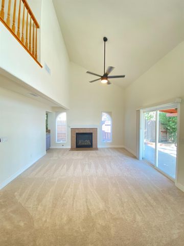 1716 Via Milano, Gustine, CA 95322