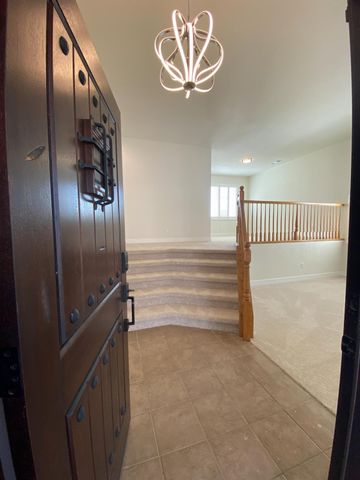 1716 Via Milano, Gustine, CA 95322