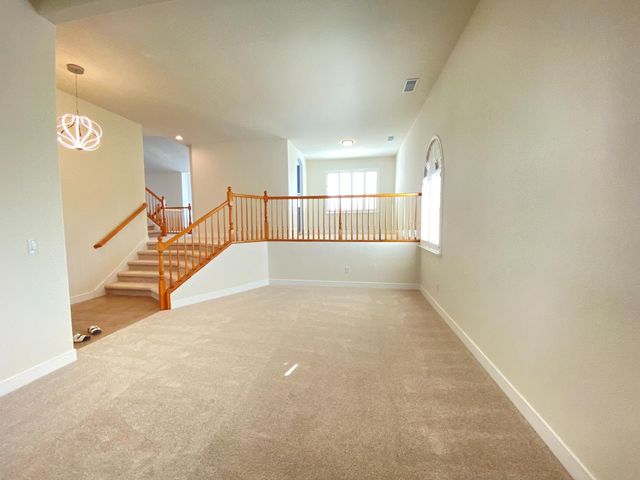 1716 Via Milano, Gustine, CA 95322