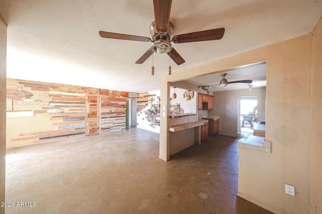 1238 E ALMERIA Road, Phoenix, AZ 85006