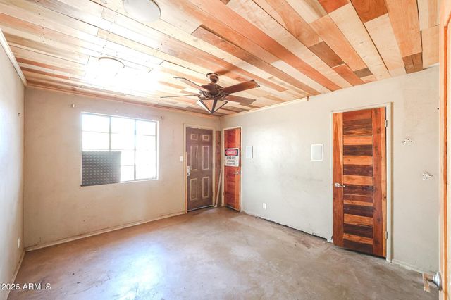 1238 E ALMERIA Road, Phoenix, AZ 85006