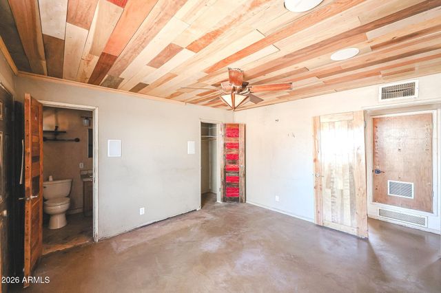 1238 E ALMERIA Road, Phoenix, AZ 85006