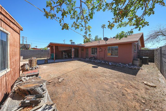 1238 E ALMERIA Road, Phoenix, AZ 85006
