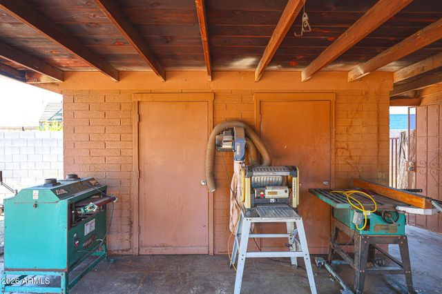 1238 E ALMERIA Road, Phoenix, AZ 85006