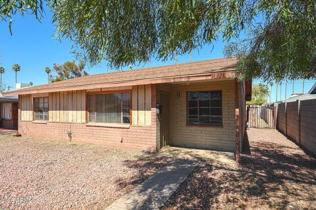 1238 E ALMERIA Road, Phoenix, AZ 85006