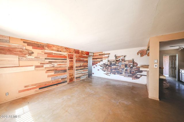 1238 E ALMERIA Road, Phoenix, AZ 85006