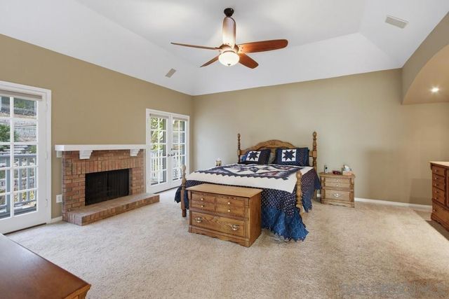 10494 Livewood Way, San Diego, CA 92131