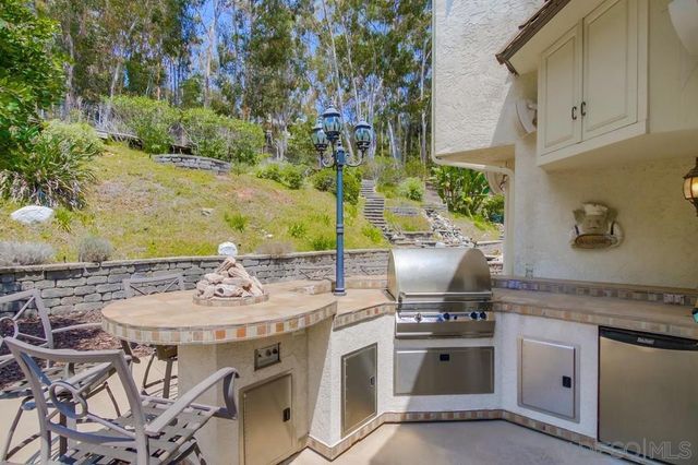 10494 Livewood Way, San Diego, CA 92131