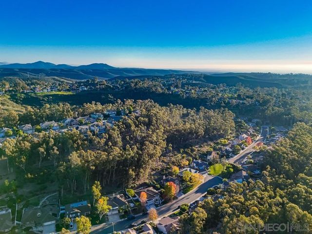 10494 Livewood Way, San Diego, CA 92131