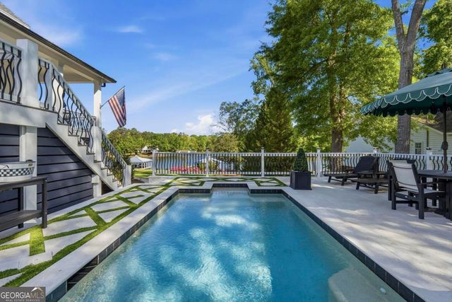 1090 Crooked Creek Road, Eatonton, GA 31024
