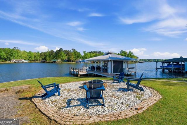 1090 Crooked Creek Road, Eatonton, GA 31024