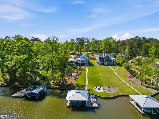 1090 Crooked Creek Road, Eatonton, GA 31024