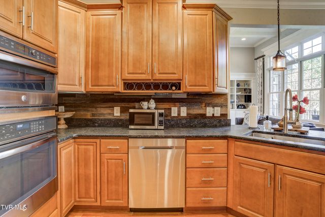 1943 Villa Court, Johnson City, TN 37615