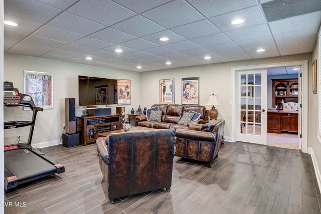 1943 Villa Court, Johnson City, TN 37615