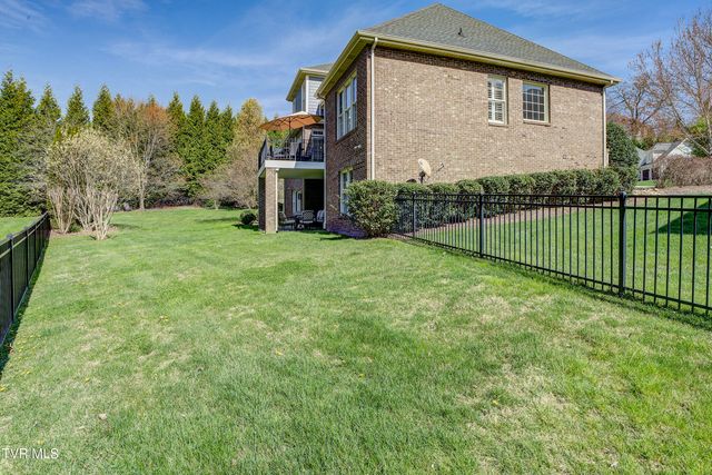 1943 Villa Court, Johnson City, TN 37615