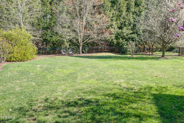 1943 Villa Court, Johnson City, TN 37615