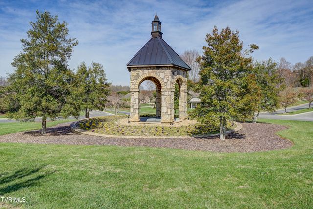 1943 Villa Court, Johnson City, TN 37615