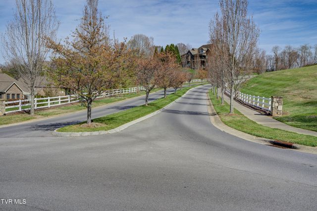 1943 Villa Court, Johnson City, TN 37615