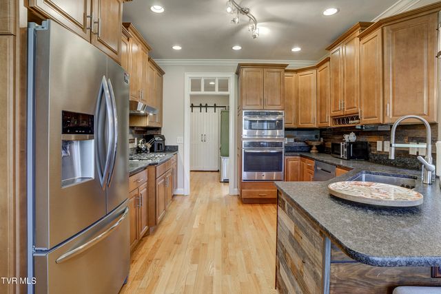 1943 Villa Court, Johnson City, TN 37615