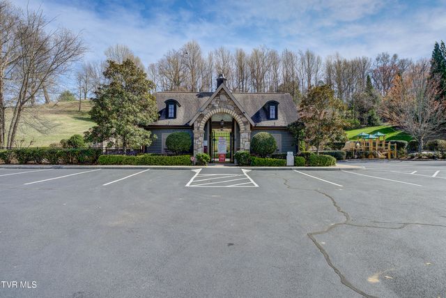 1943 Villa Court, Johnson City, TN 37615