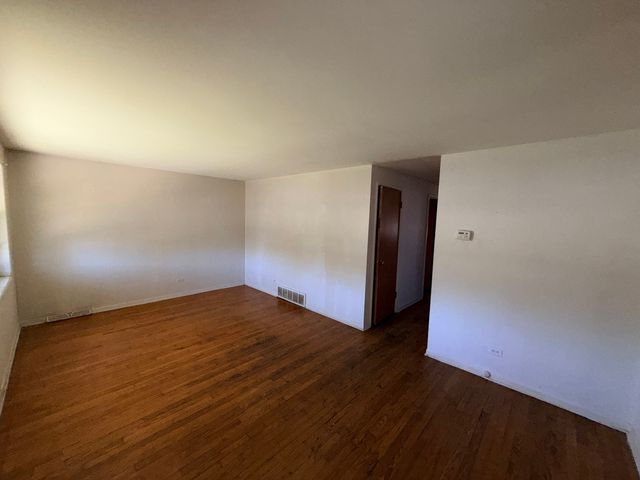 11719 S Throop Street, Chicago, IL 60643