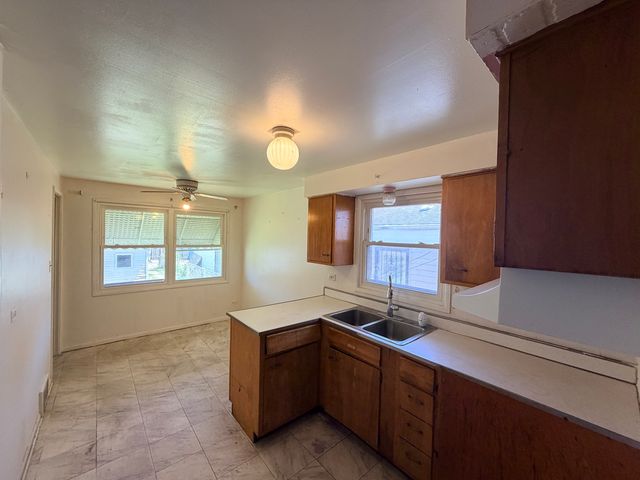 11719 S Throop Street, Chicago, IL 60643